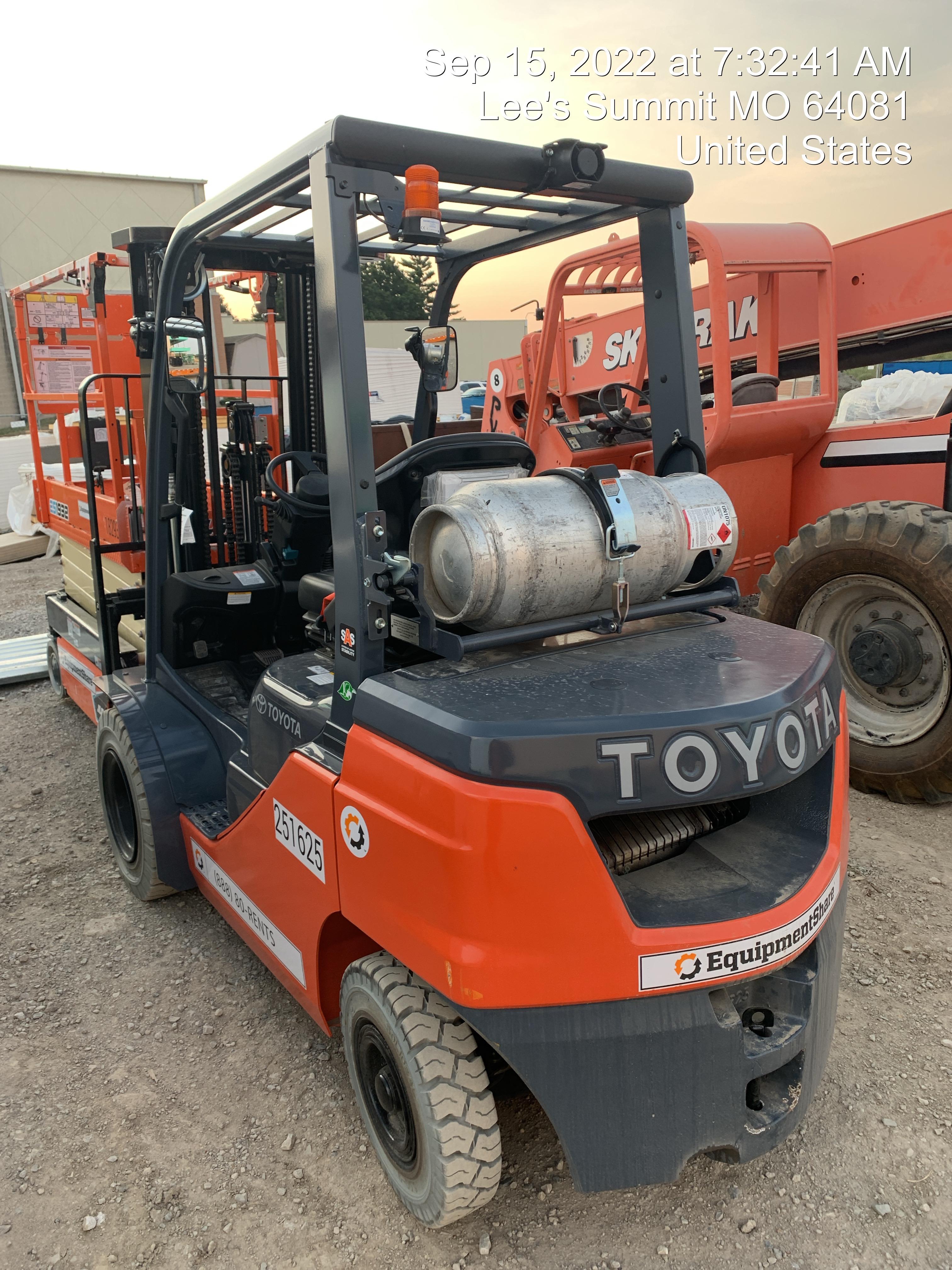 2022 TOYOTA 50-8FGU25