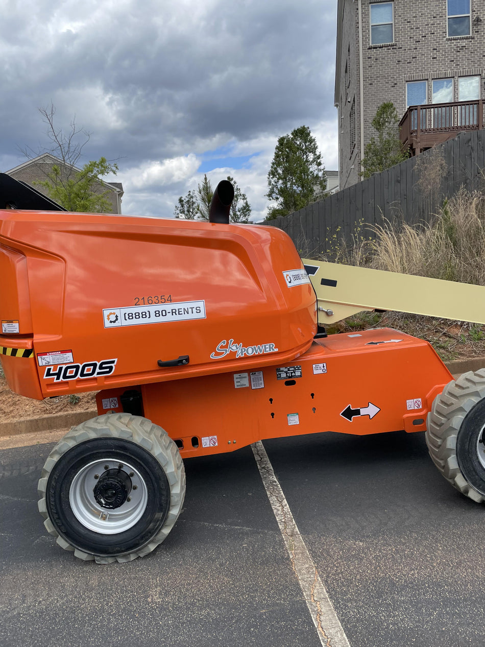 2022 JLG 400S