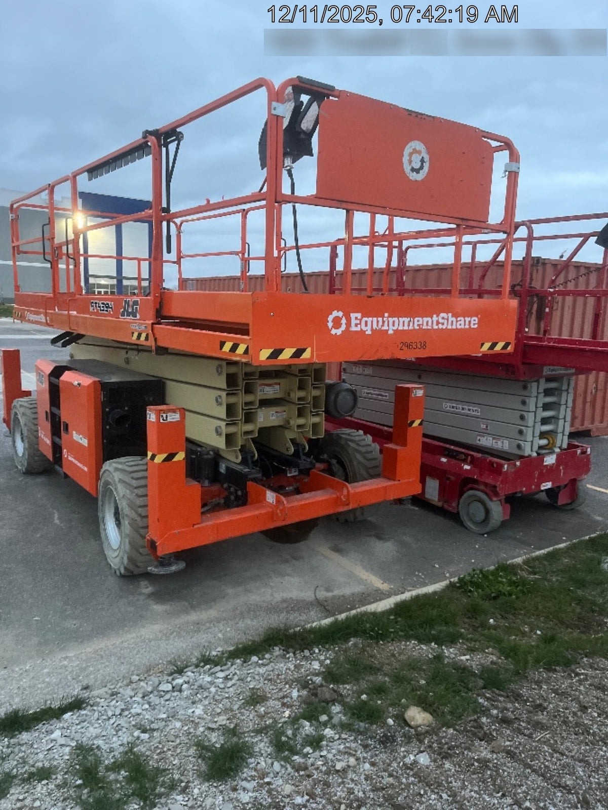 2023 JLG RT4394