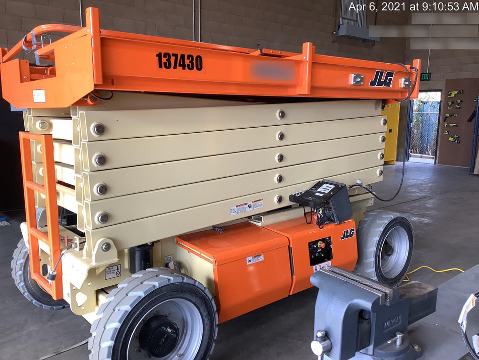 2021 JLG 4069LE