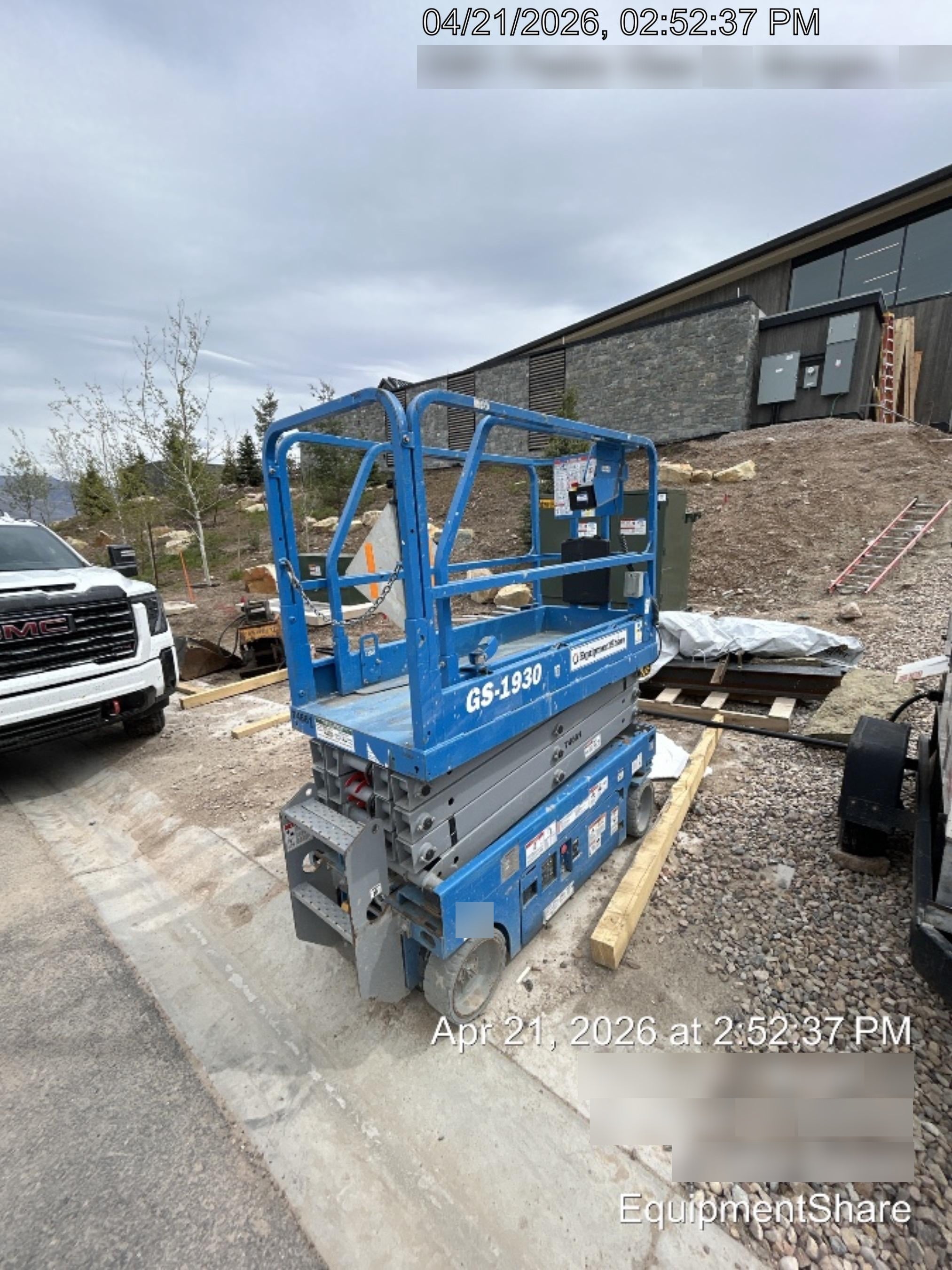 2020 Genie GS-1930 Fixed rails with chain entry gate - Pre A92.20