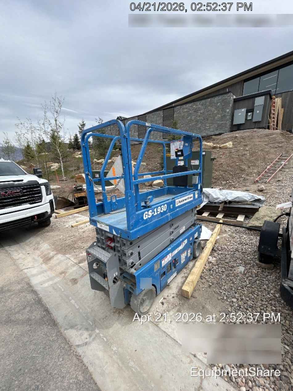 2020 Genie GS-1930 Fixed rails with chain entry gate - Pre A92.20