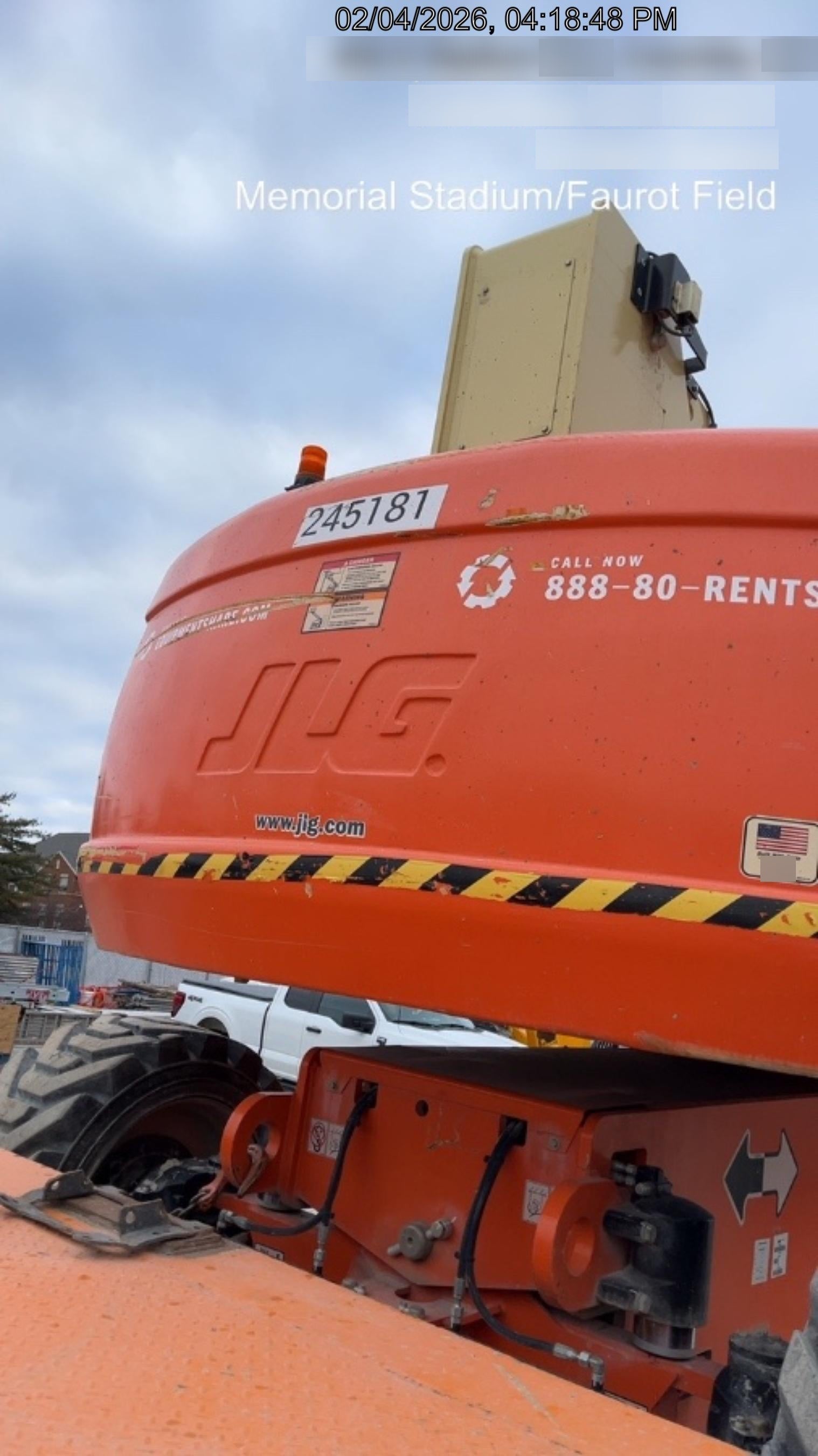2022 JLG 860SJ