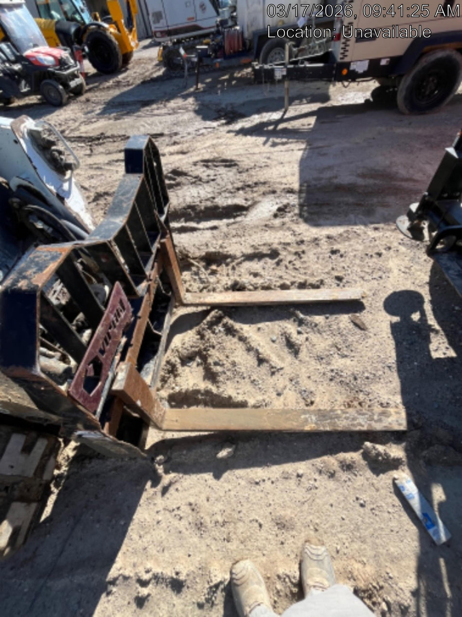 2020 PALADIN 48" Pallet Forks - Paladin