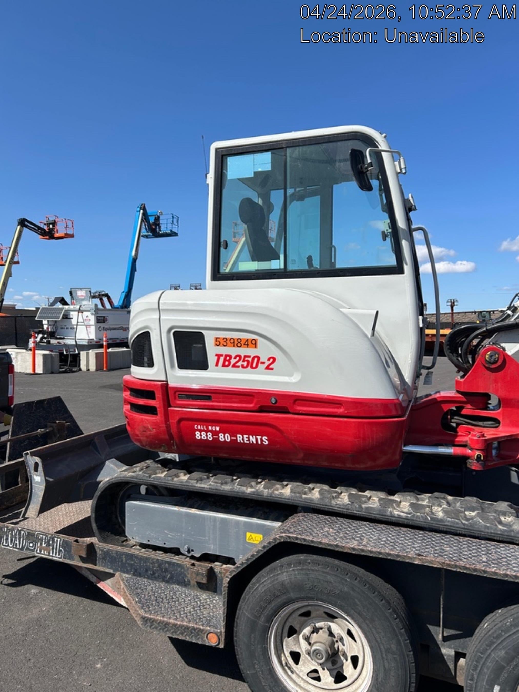 2025 TAKEUCHI TB250-2CR