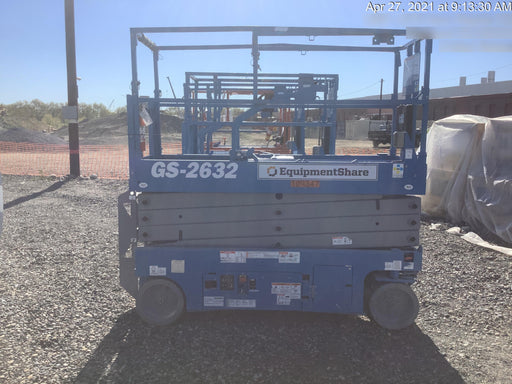 2020 Genie GS-2632 Solid NM Tires, Folding Rails with Half-Height Swing Gate, Beacon, 800W Invertor