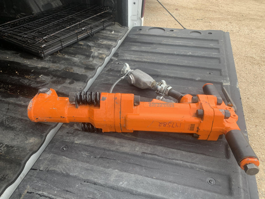 2021 MICHIGAN PNEUMATIC MP-TPB60-118