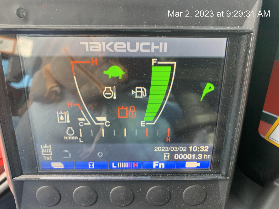 2023 TAKEUCHI TL8R2-CR