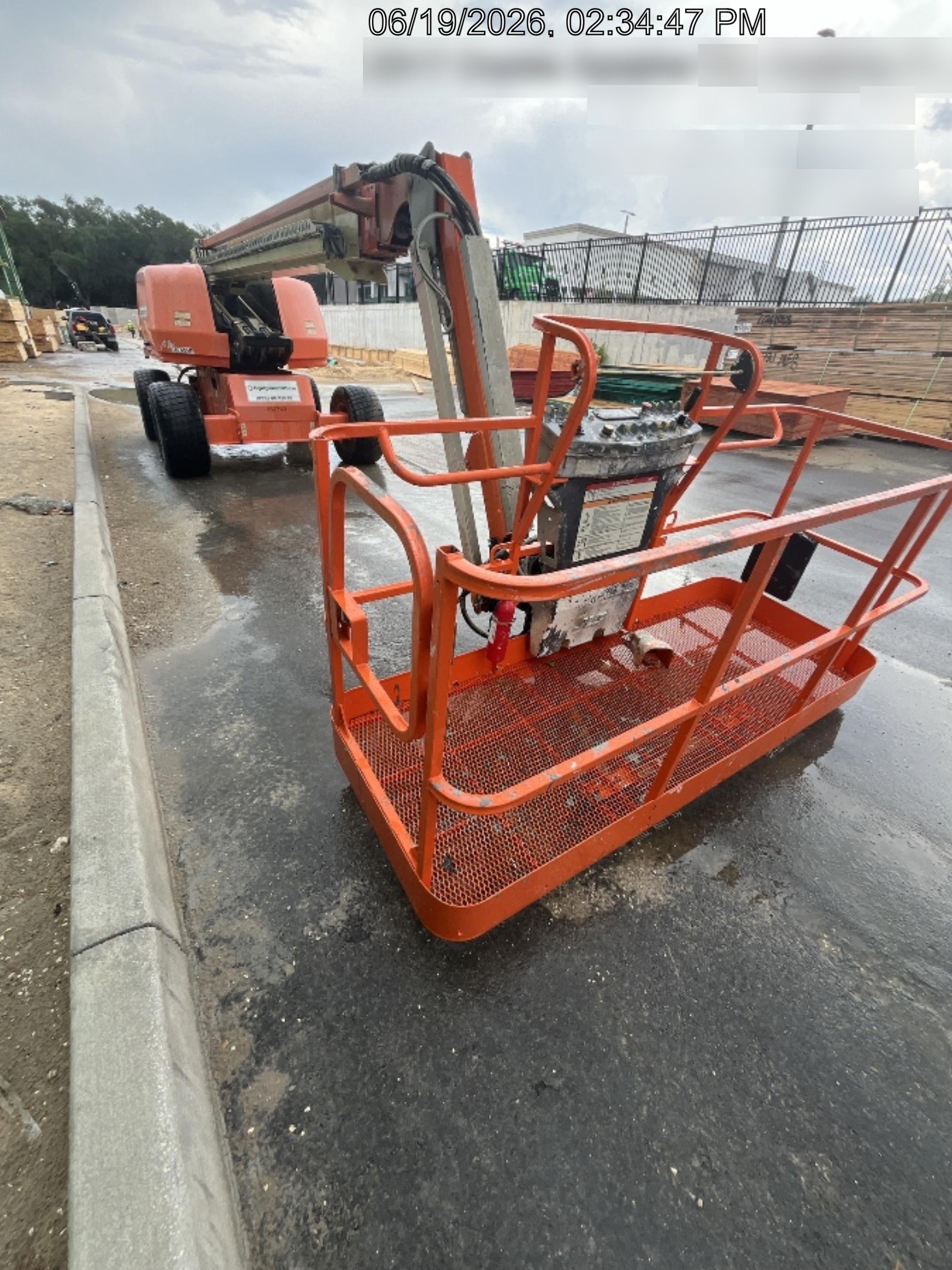 2021 JLG 660SJ