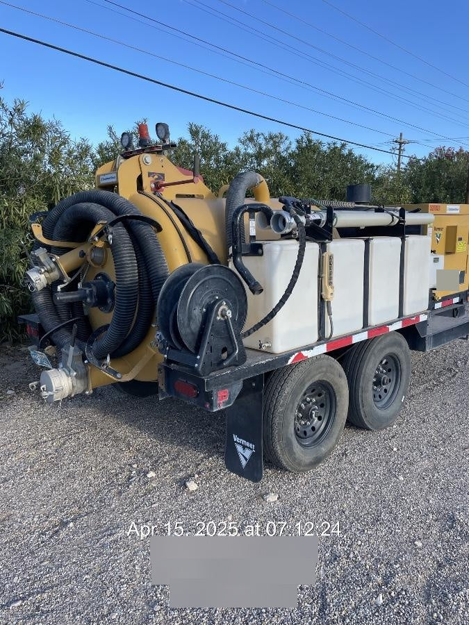 2023 Vac-Tron LP573XDT T4 Koehler Diesel Engine, 500 Gallon Debris Tank, x2 100 Gallon Water Tanks