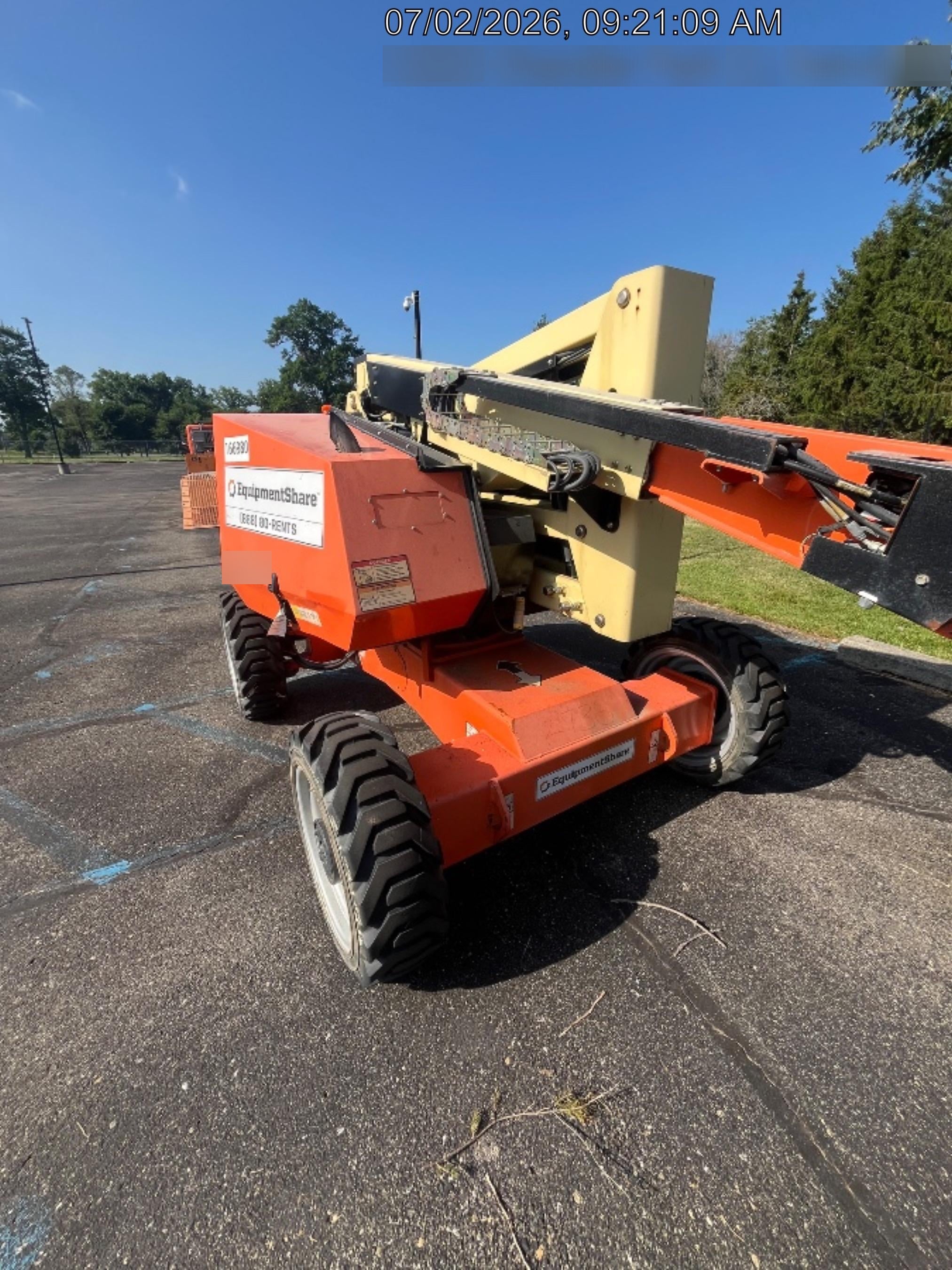 2021 JLG 340AJ