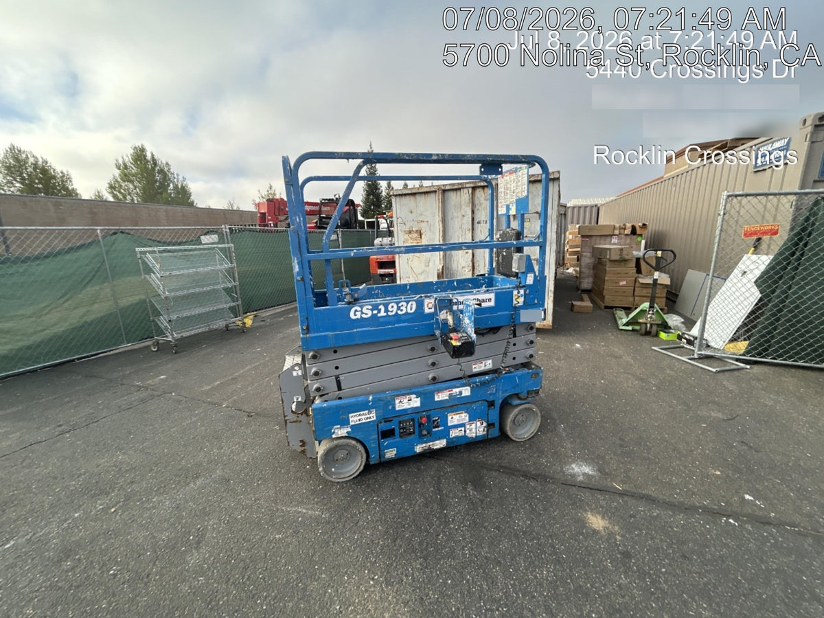 2019 Genie GS-1930 Half Height Swing Gate, 800W Inverter