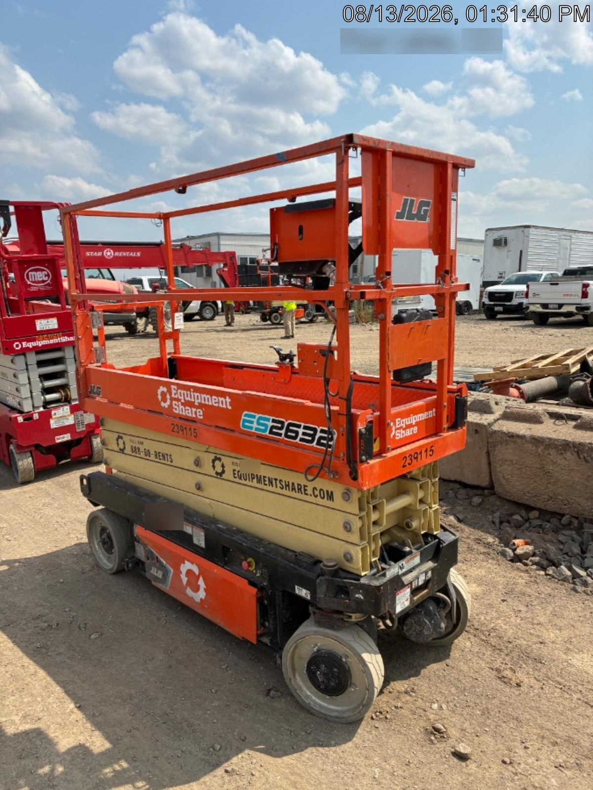 2022 JLG ES2632