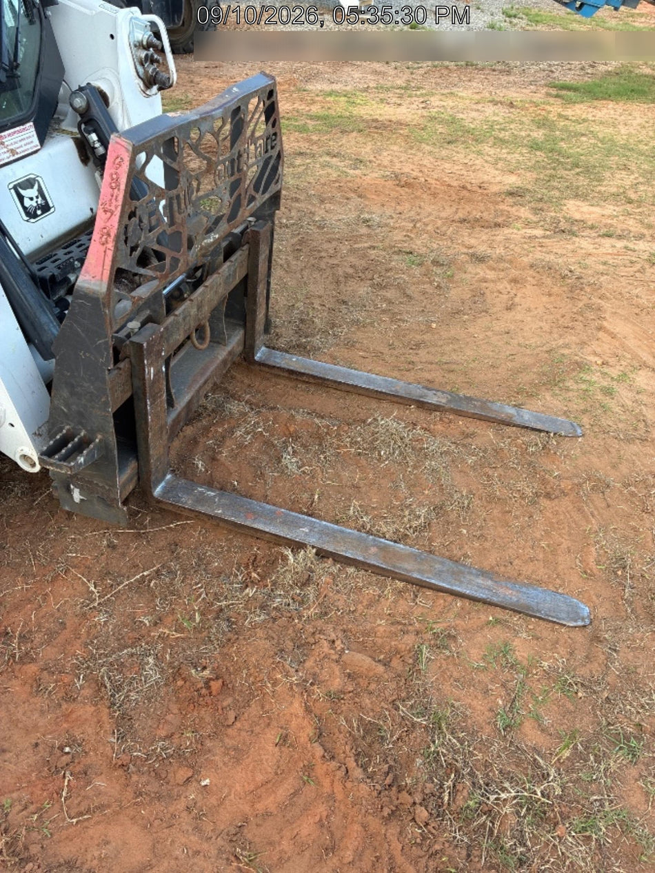 2020 PALADIN 48" Pallet Forks - Paladin