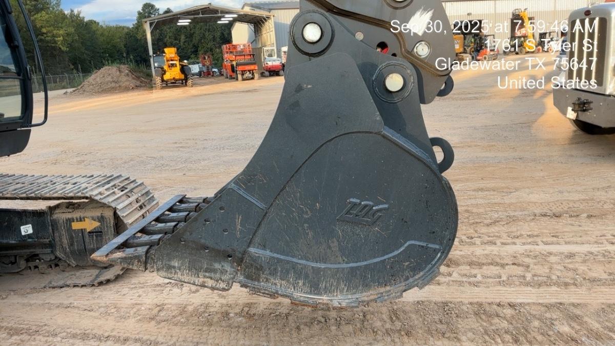 2025 JOHN DEERE 48" Bucket, Excavator 56,000 - 65,000 John Deere