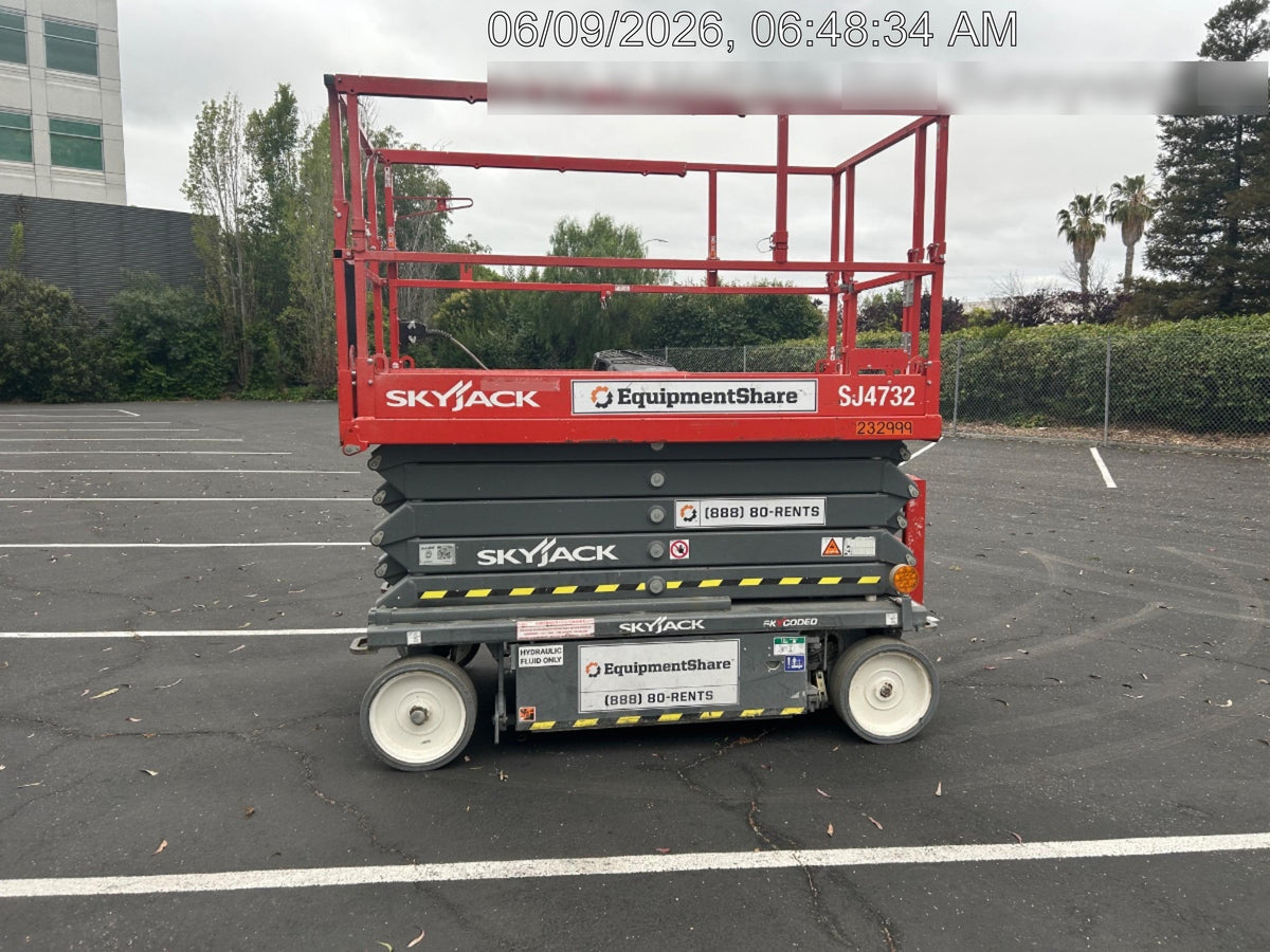 2022 SKYJACK SJ4732