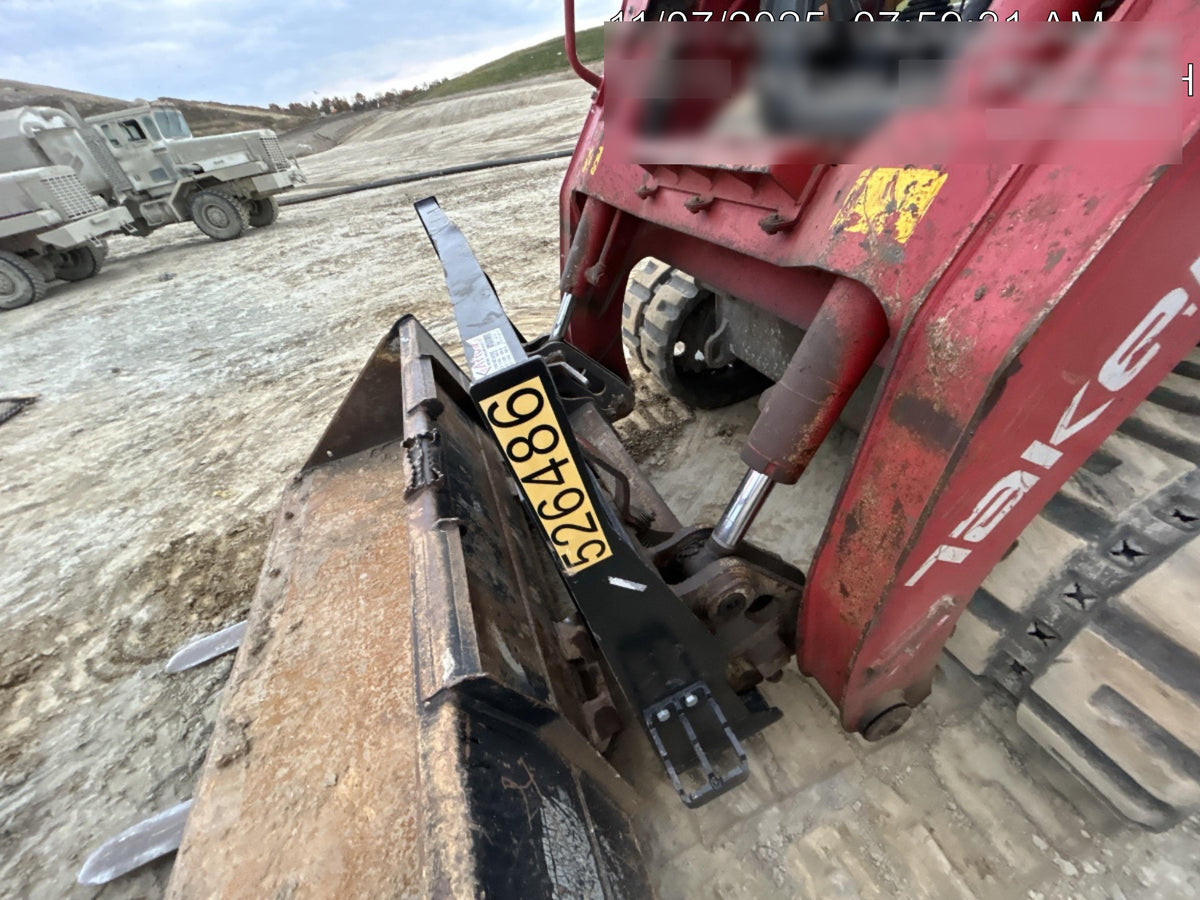 2025 ARROW MATERIAL HANDLING 48" Pallet Forks - Arrow
