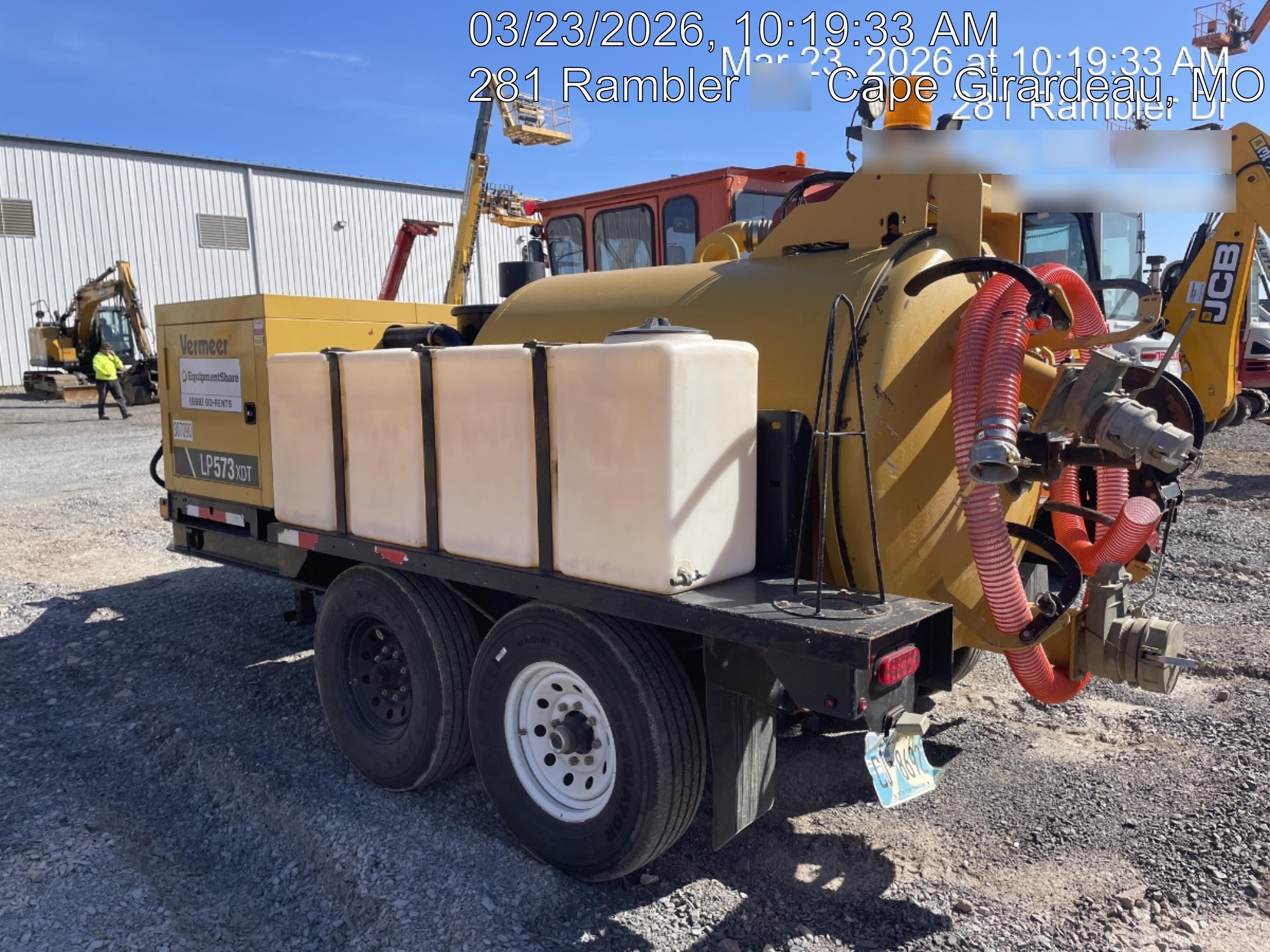 2023 Vac-Tron LP573XDT T4 Koehler Diesel Engine, 500 Gallon Debris Tank, x2 100 Gallon Water Tanks