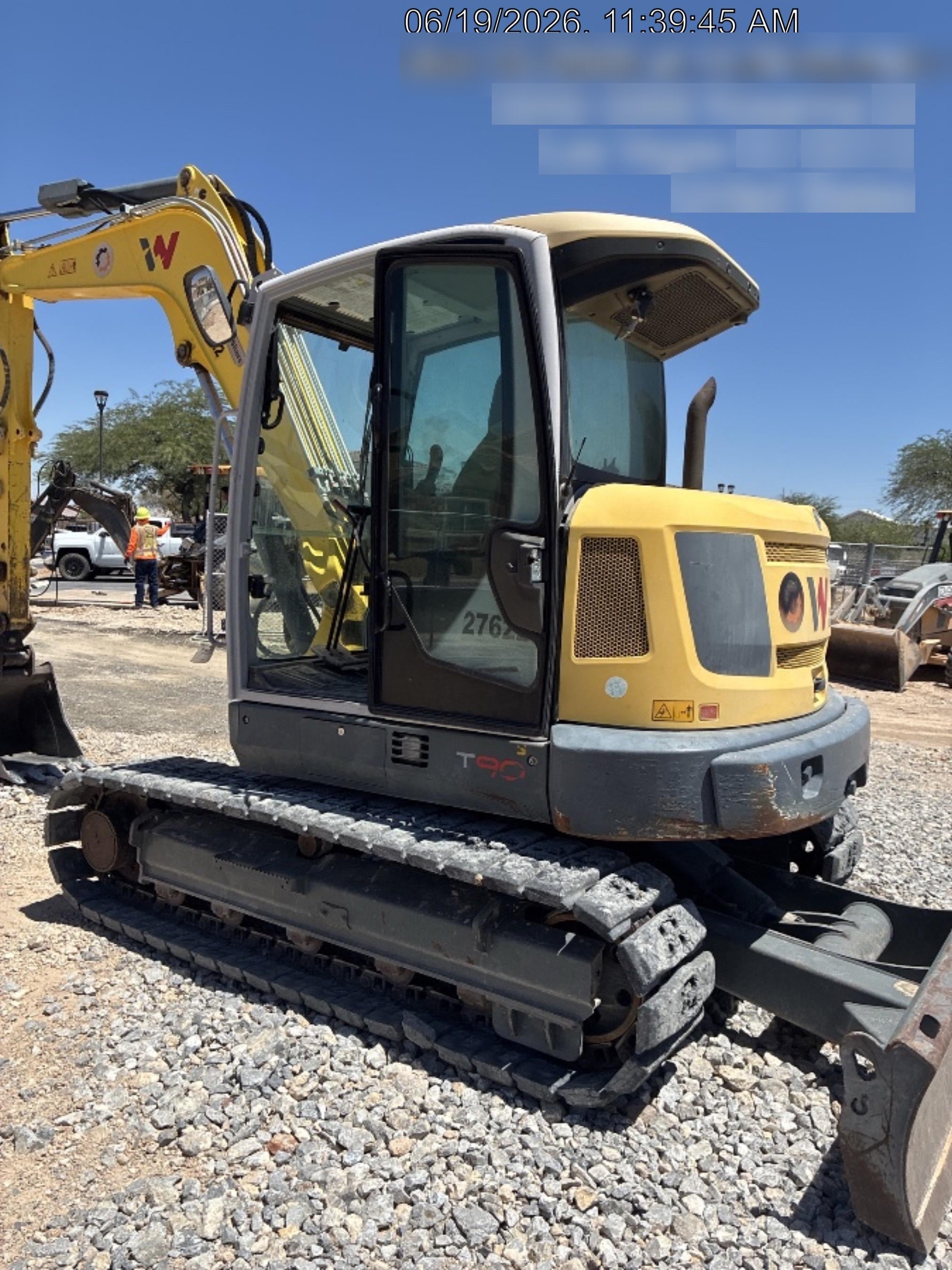 Wacker Neuson ET90 Enclosed Cab, Hybrid Tracks, Long Dipperstick, Bucket