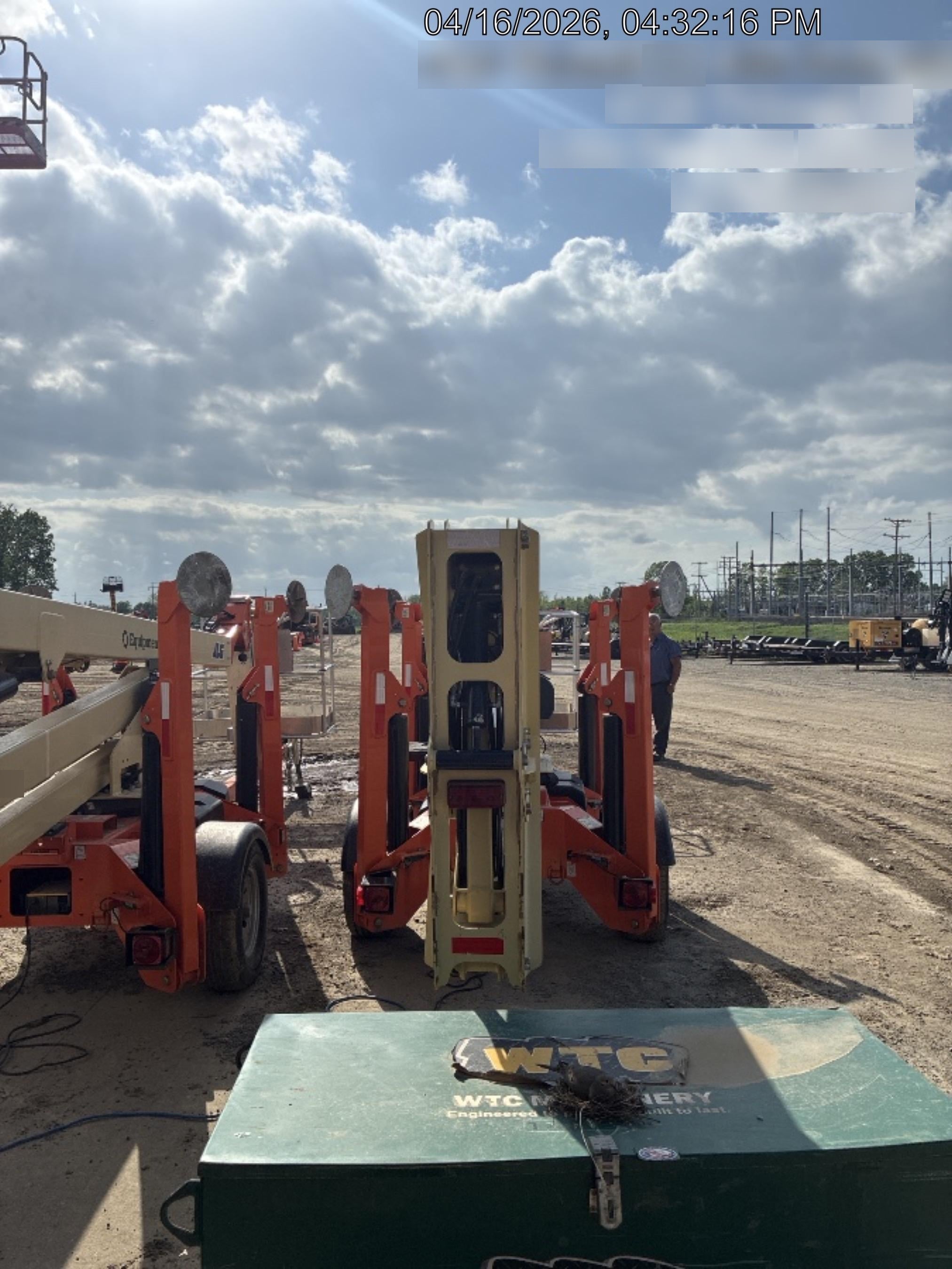 2023 JLG T500J