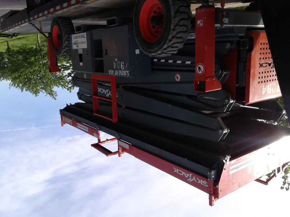 2018 SKYJACK SJ9250 RT