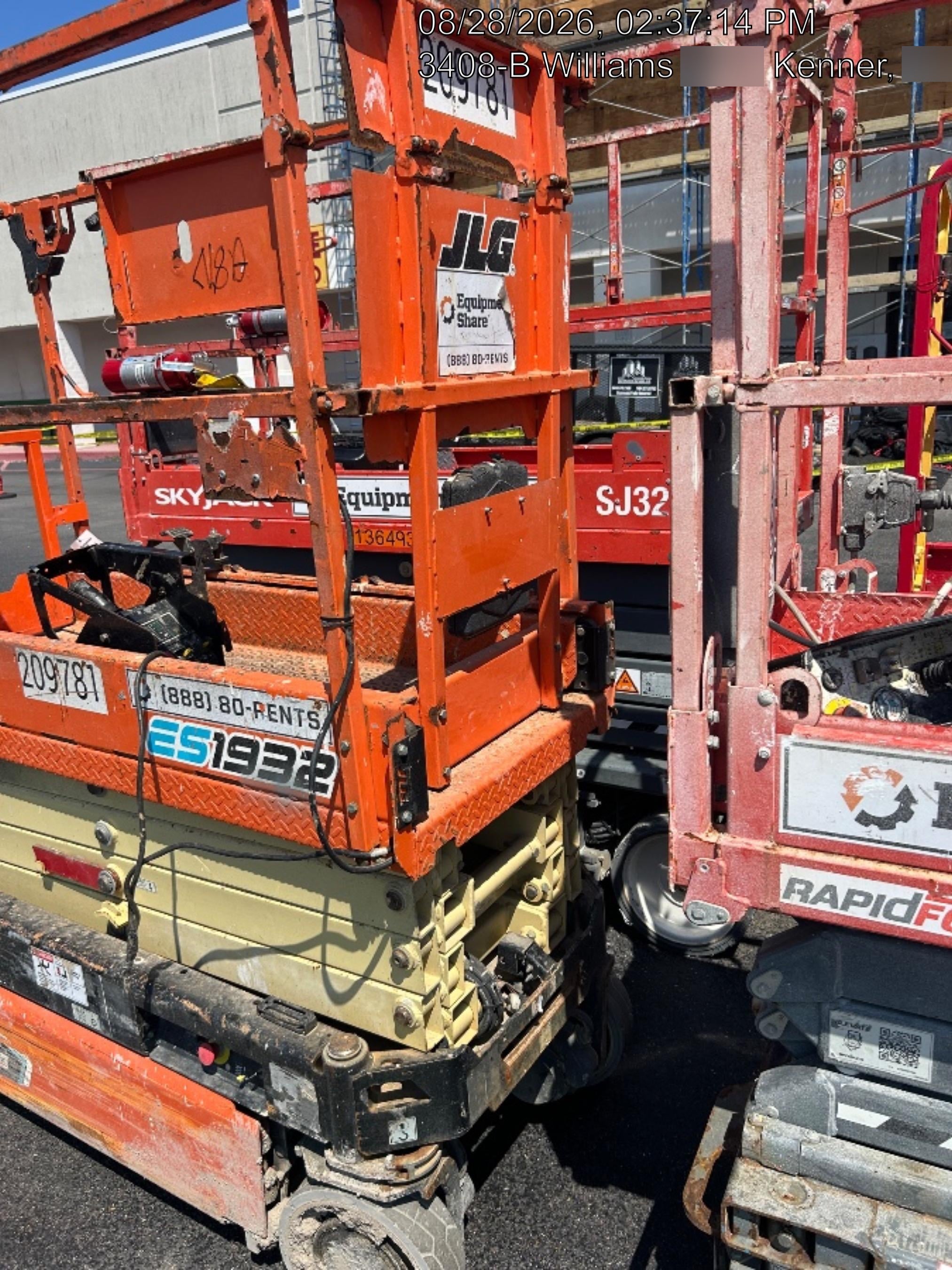 2022 JLG ES1932
