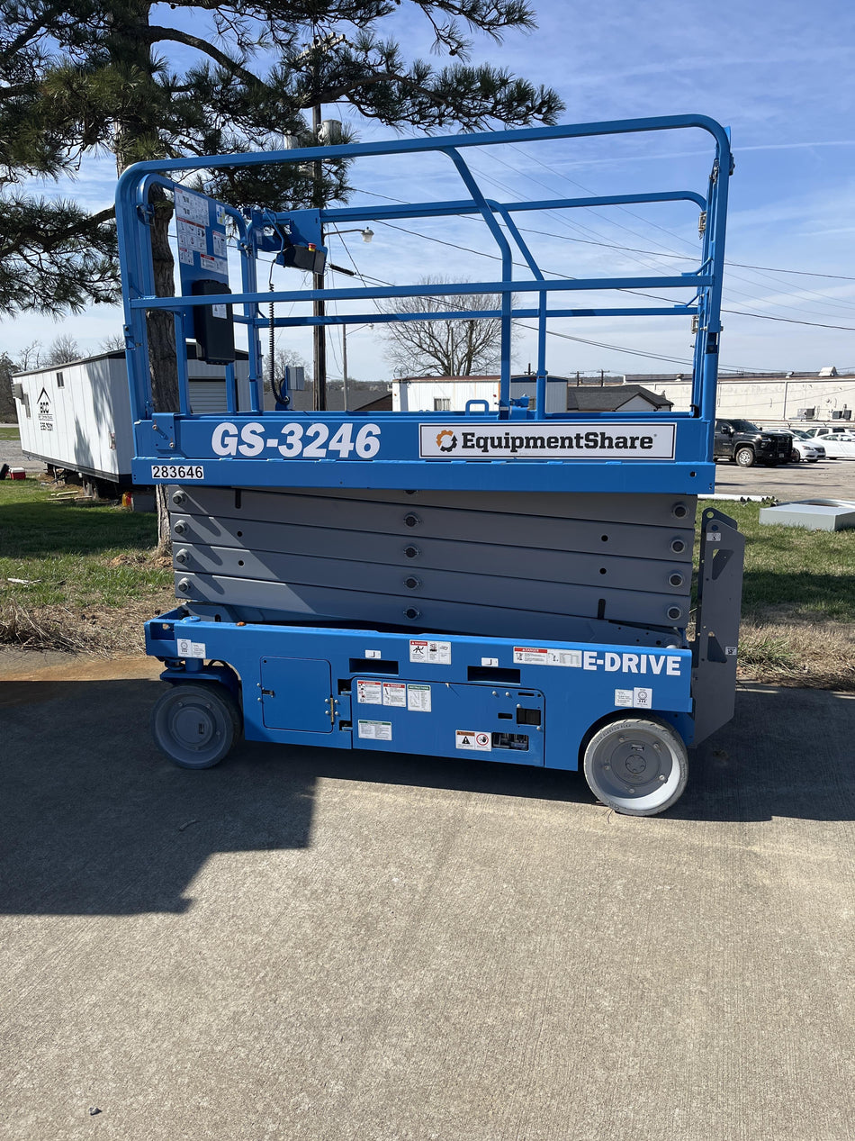 2022 GENIE GS-3246