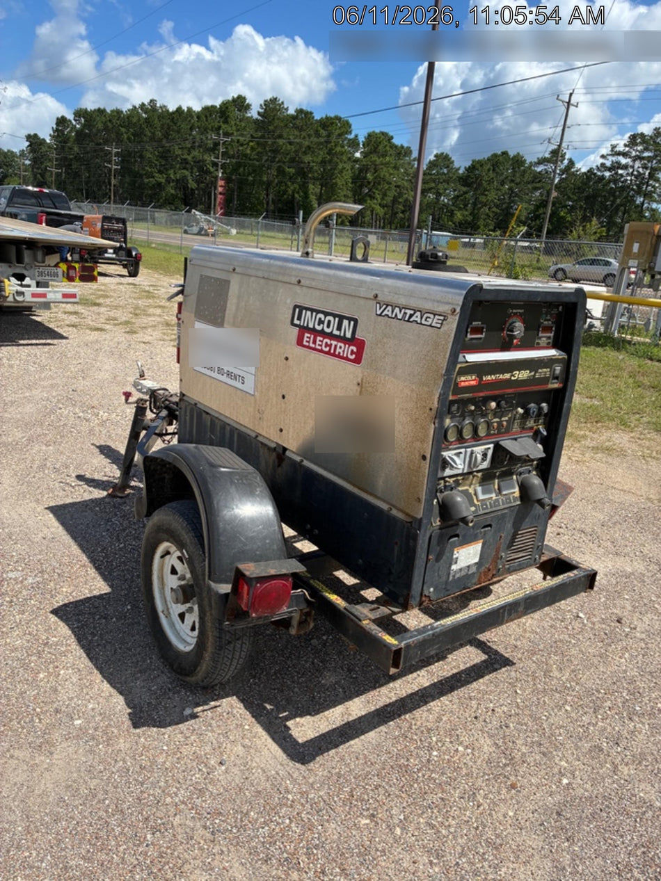2019 Lincoln Electric Vantage 322 Lincoln Vantage 322 Welder w/Trailer, Light Kit, Cable Rack