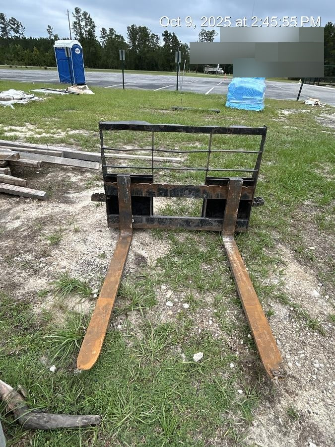 2022 ARROW MATERIAL HANDLING 48" Pallet Forks - Arrow