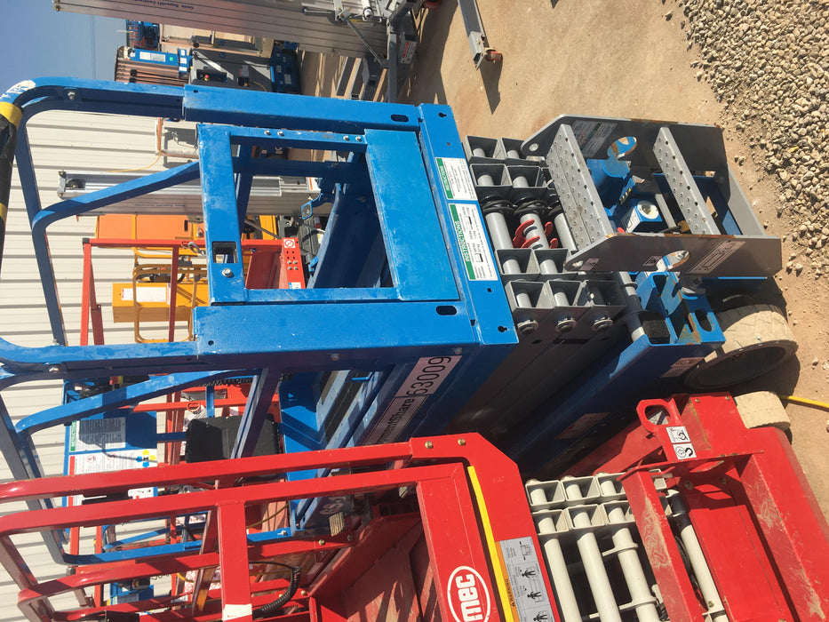 2020 Genie GS-1930 Solid Non Marking Tires, Beacon, Folding rails with half height swing gate