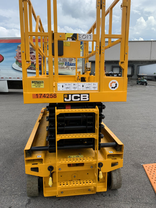 2021 JCB S3246E