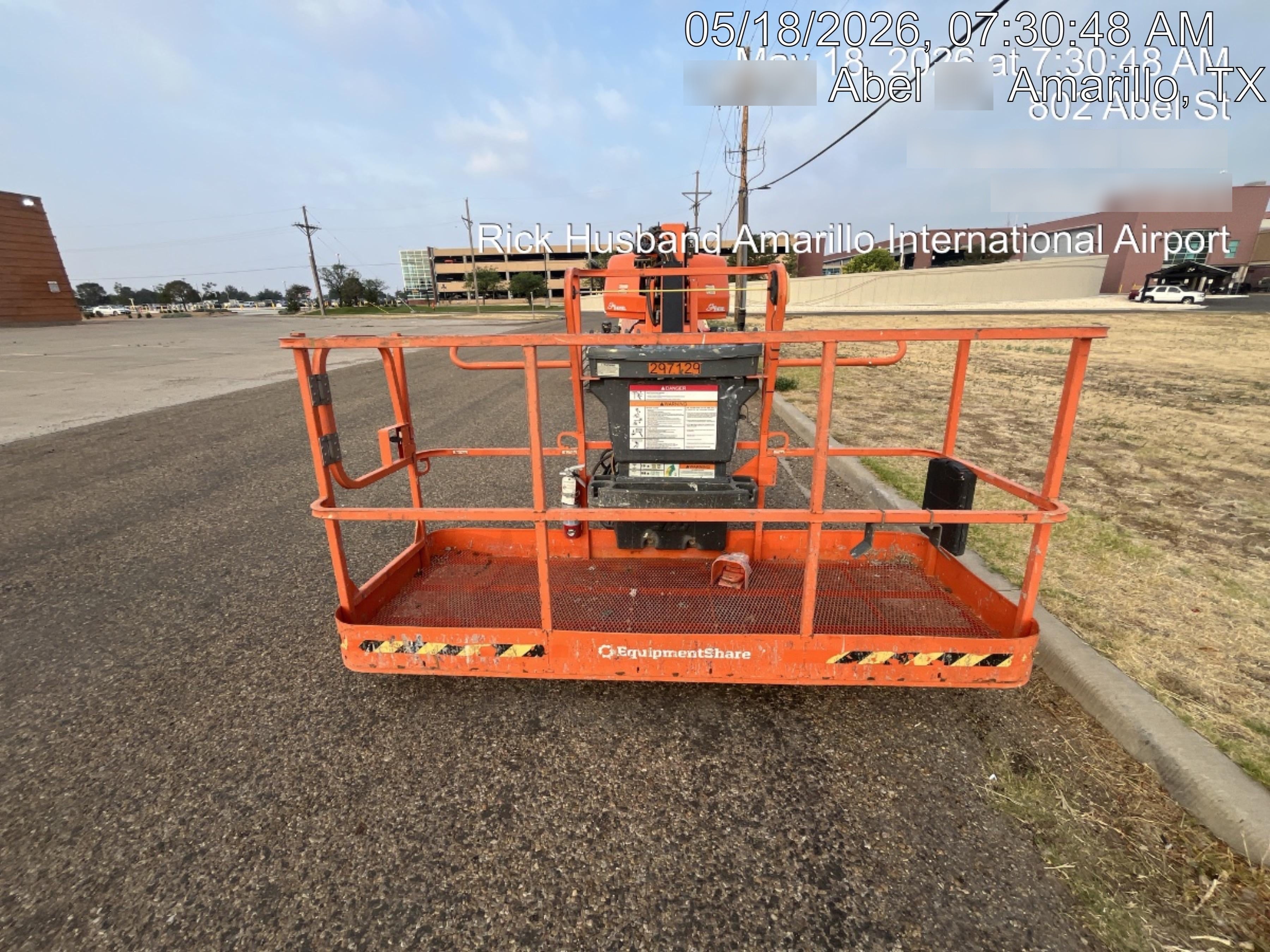 2023 JLG 660SJ