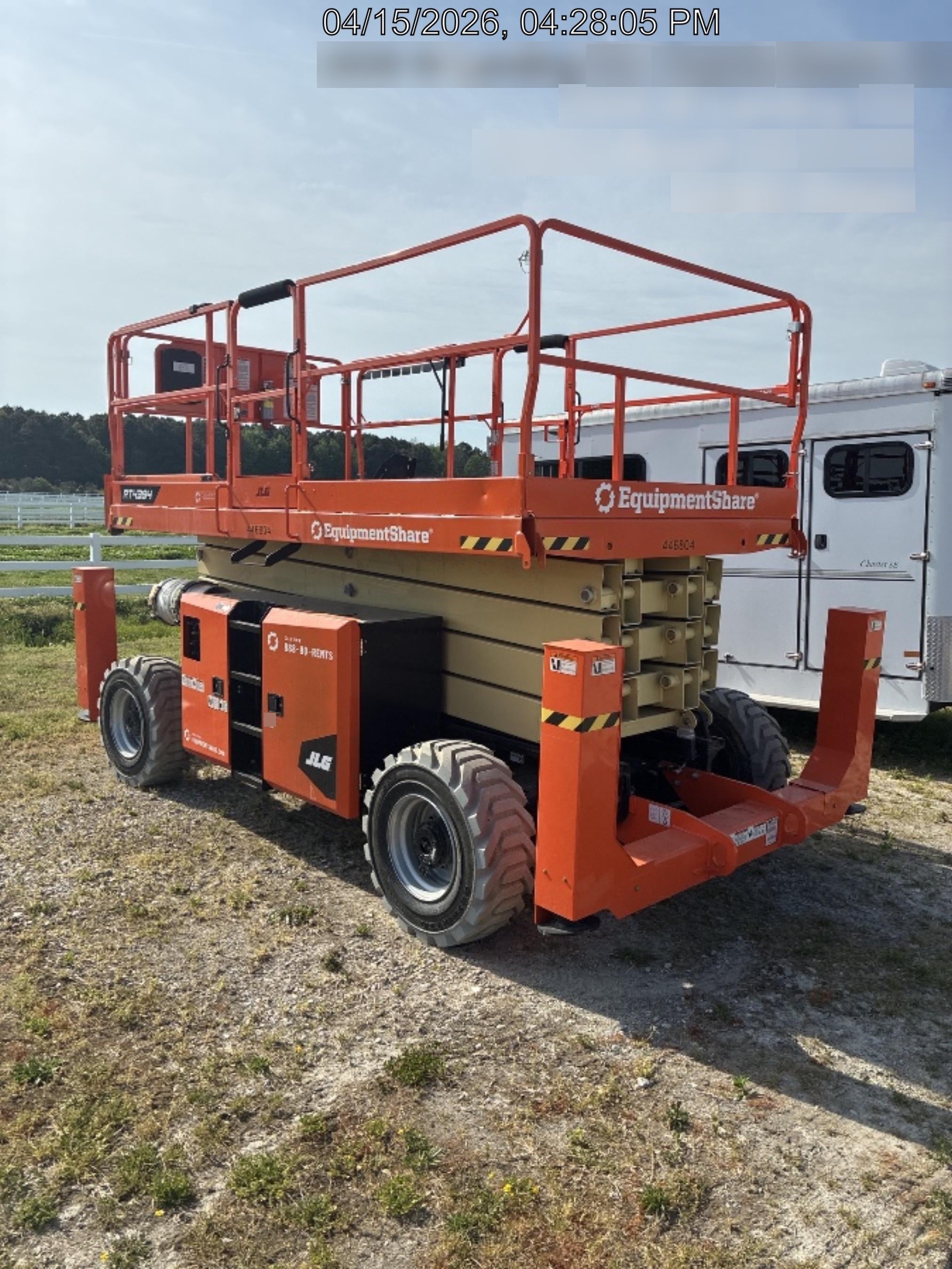 2024 JLG RT4394