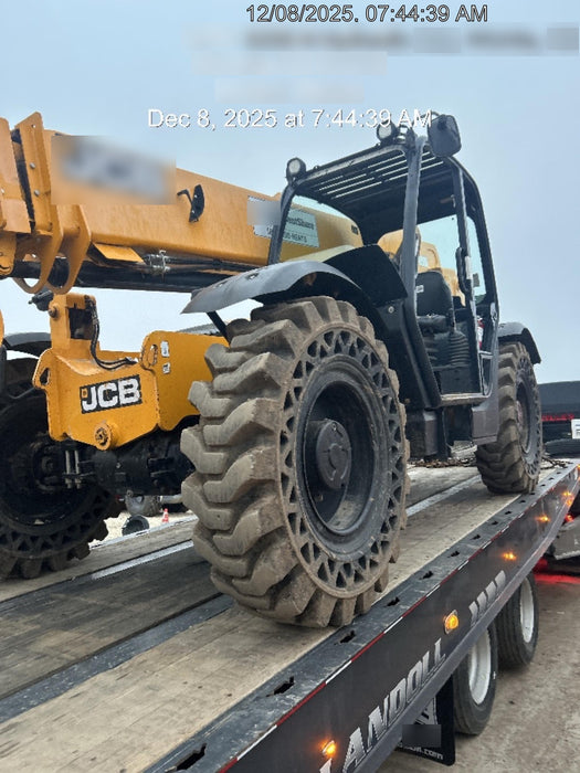 2019 JCB 509-42 74 HP w/Open ROPS, Beacon, Aux Hydraulics, LED Work lights, Solid Tires 66" Carriage/60" Forks