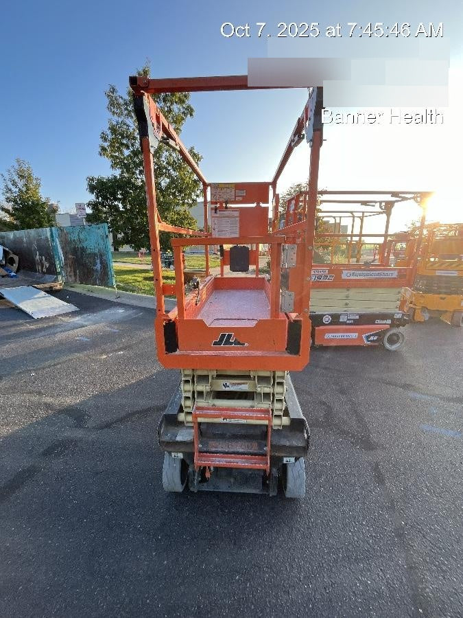 2022 JLG ES1932