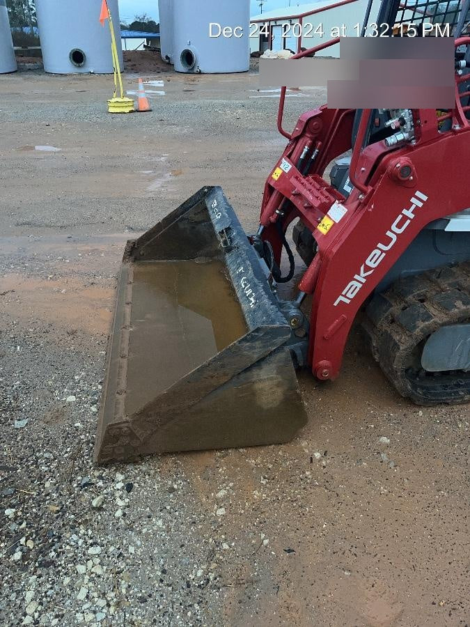 2024 TAKEUCHI TL10V2-CR