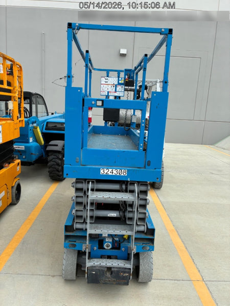 2023 GENIE GS-2632
