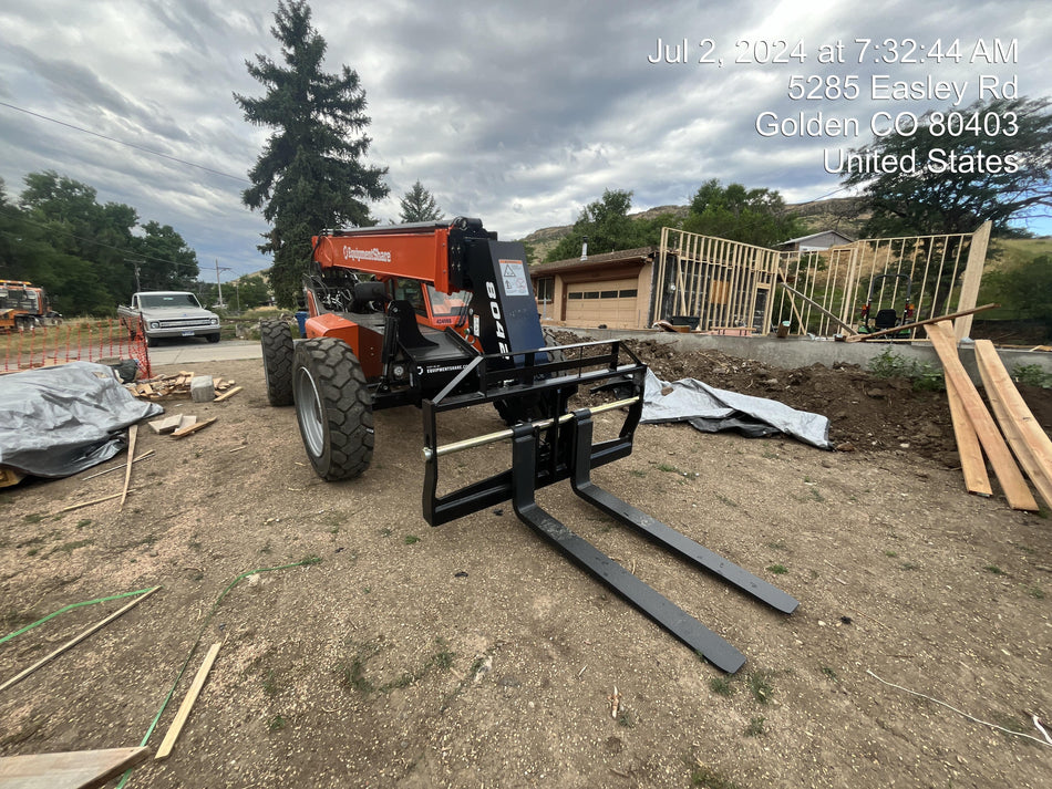 2024 SKYTRAK 8042