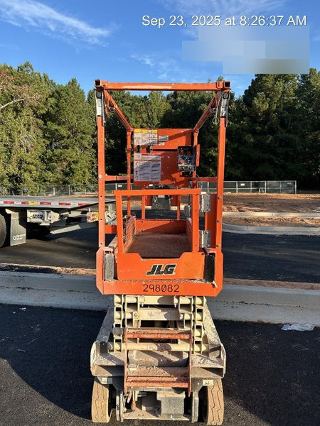 2023 JLG ES1932