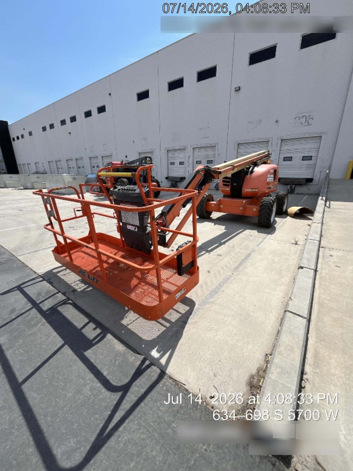 2019 JLG 600AJ