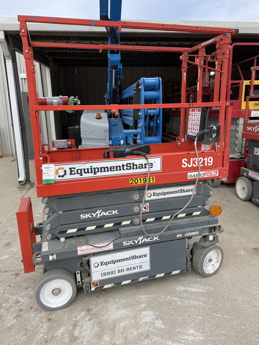 2021 SKYJACK SJ3219
