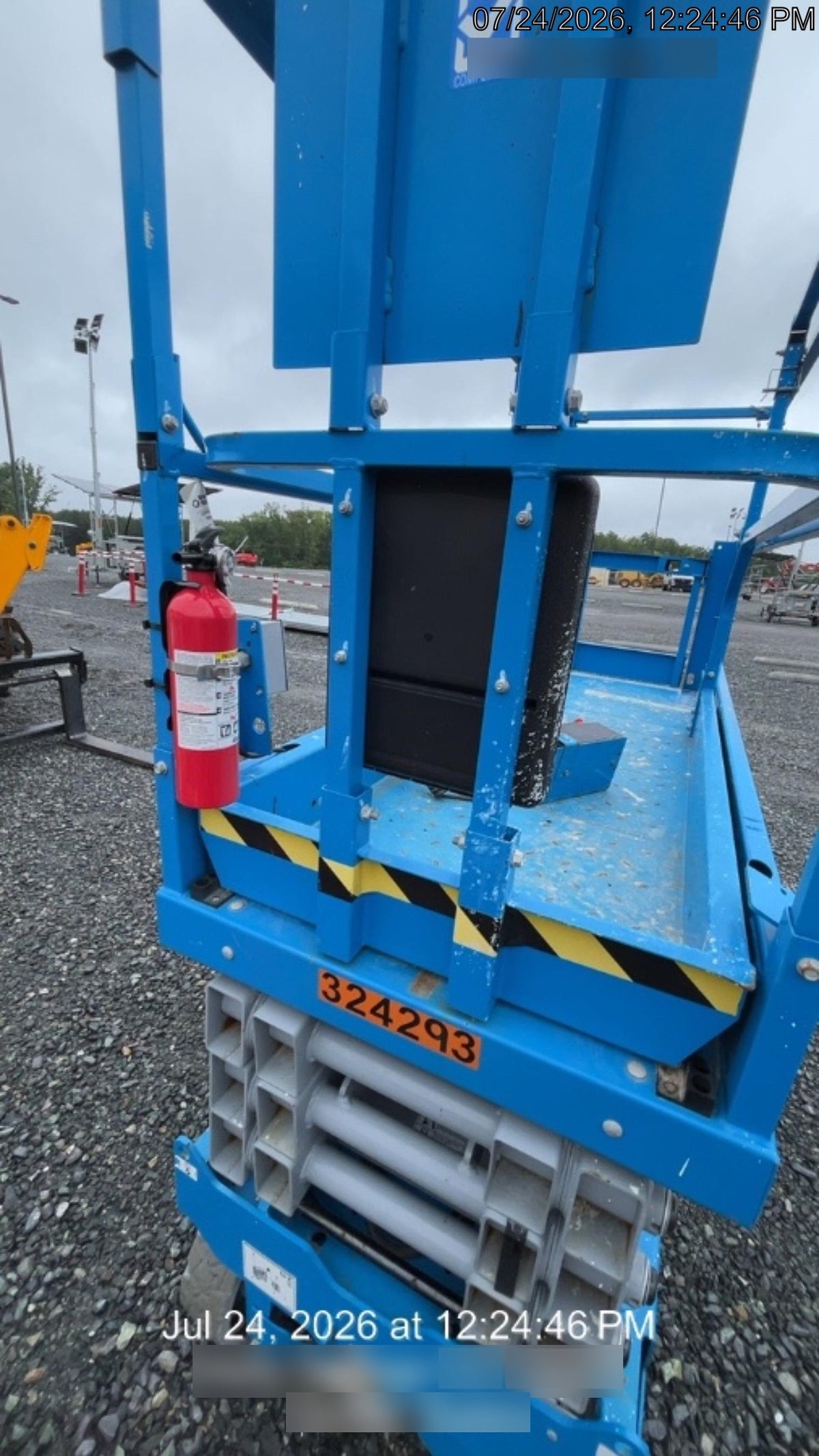 2023 GENIE GS-2632