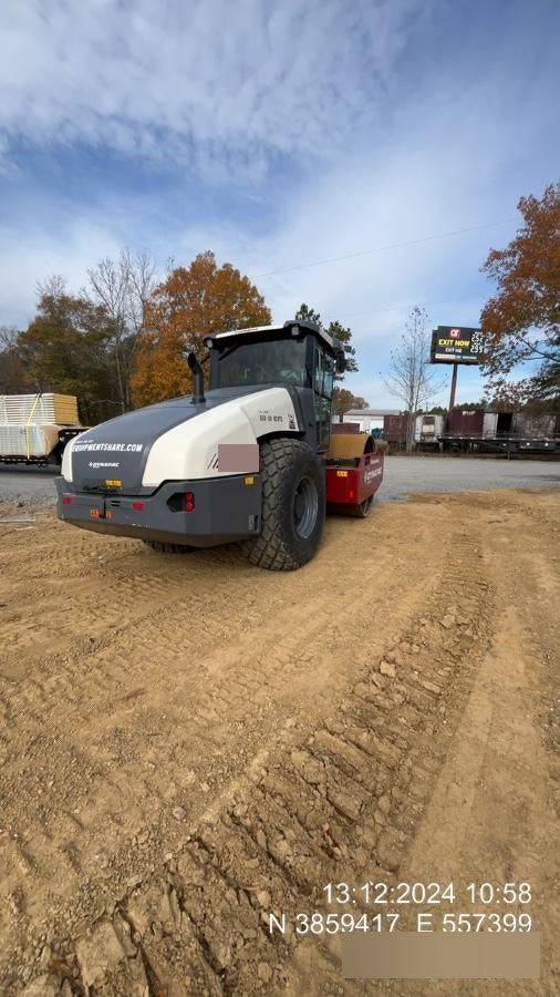 2024 DYNAPAC CA2500D