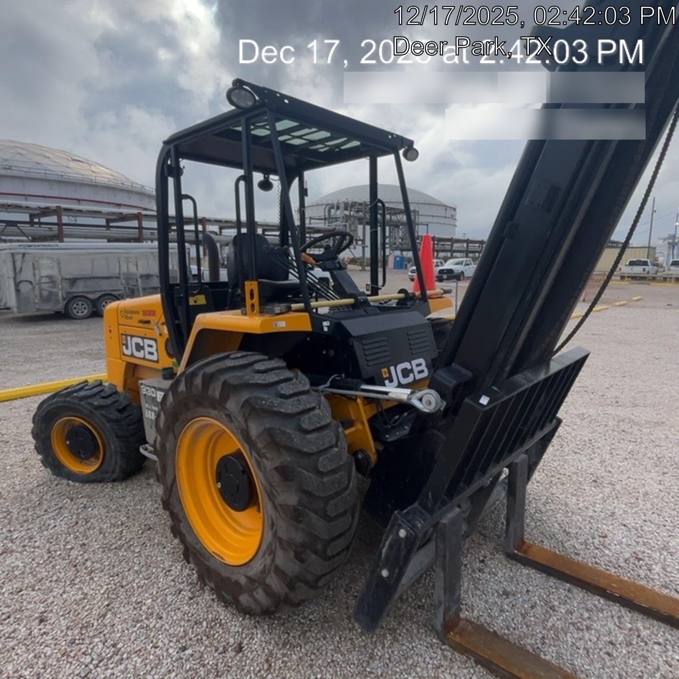 2025 JCB 930-4