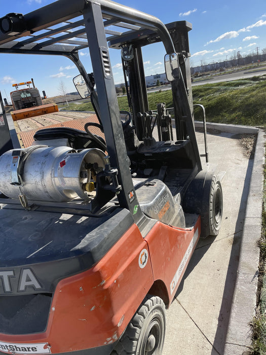 2022 TOYOTA 50-8FGU25