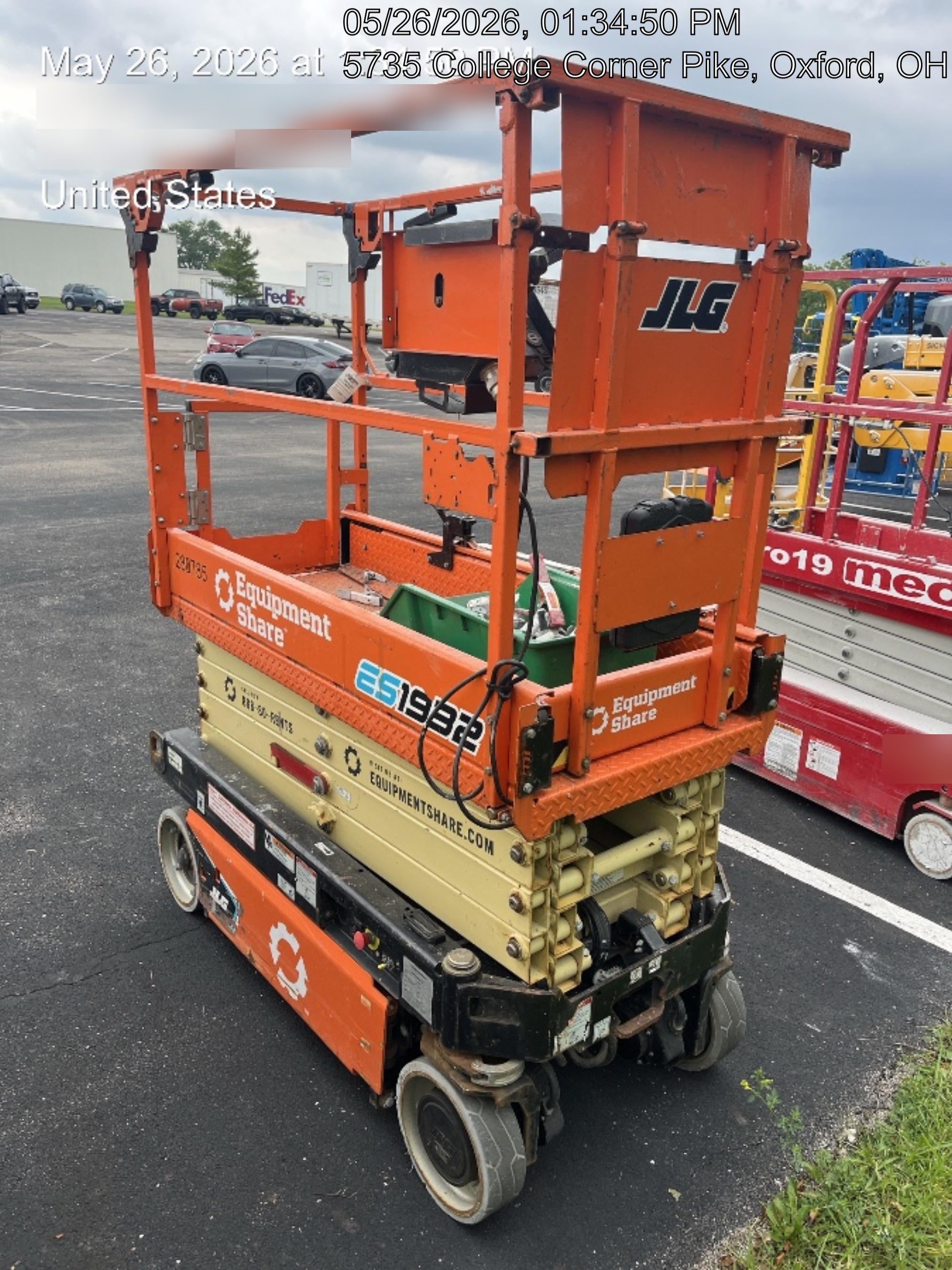 2022 JLG ES1932