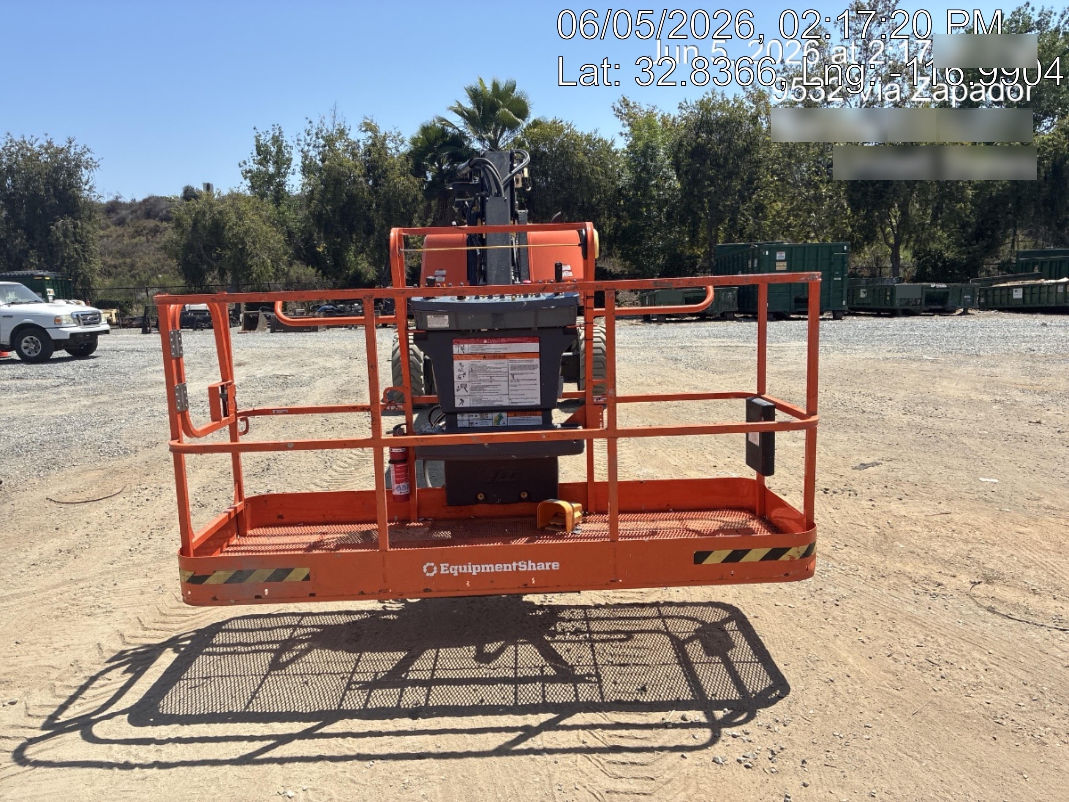 2025 JLG 660SJ