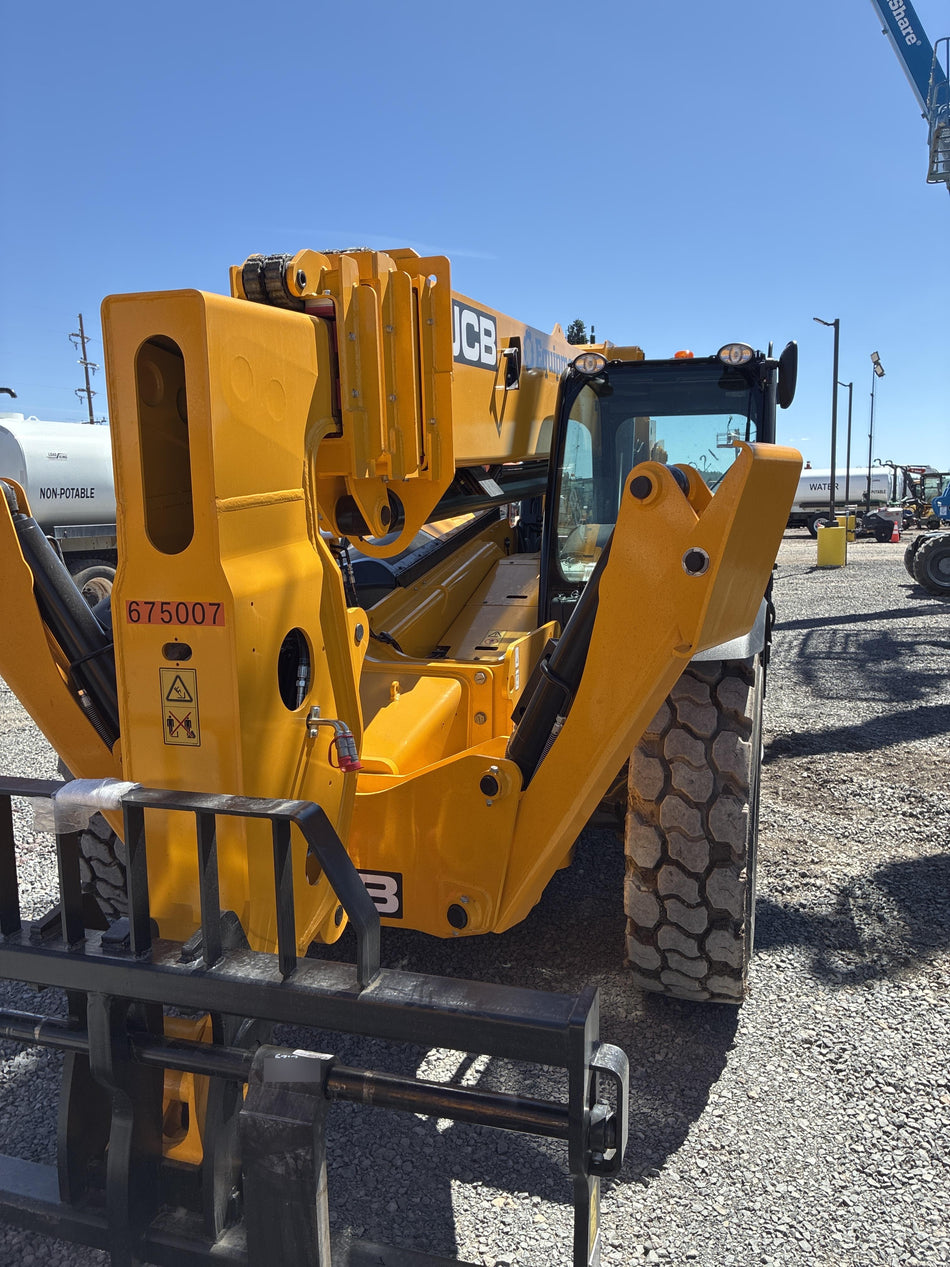 2026 JCB 512-56
