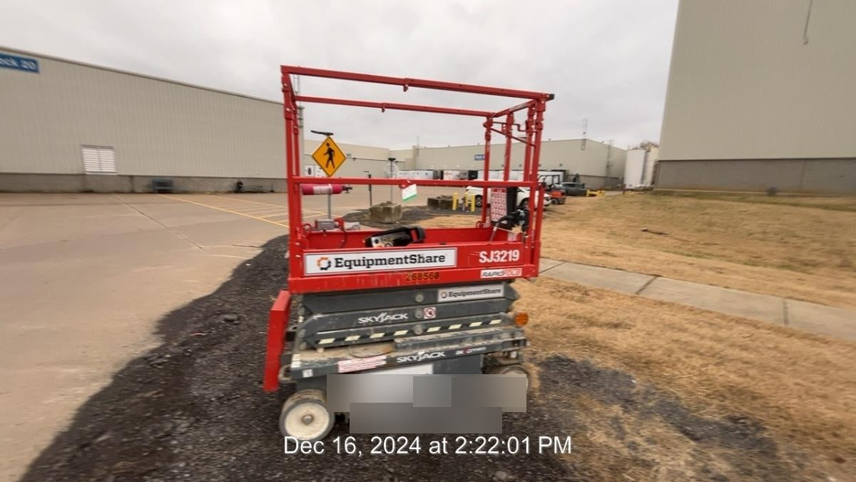 2023 SKYJACK SJ3219