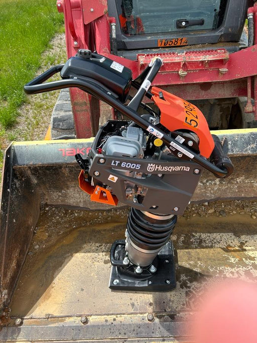 2025 HUSQVARNA LT6005